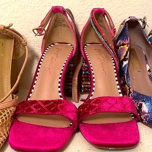 Never used Pink Betsy Johnson heels!